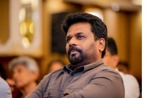 மீண்டும் புதிய அரசியலமைப்பு