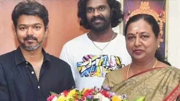 பிரேமலதா விஜயகாந்தை நேரில் சந்தித்த விஜய்.. காரணம் இதுவா?