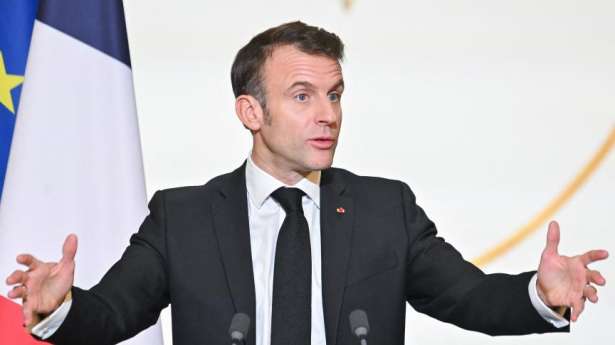 பிரான்ஸ் அரச தலைவர் Emmanuel Macron இன்று 20h15 மணிக்கு ஊடகங்கள் ஊடாக மக்களைச் சந்திக்கிறார்.