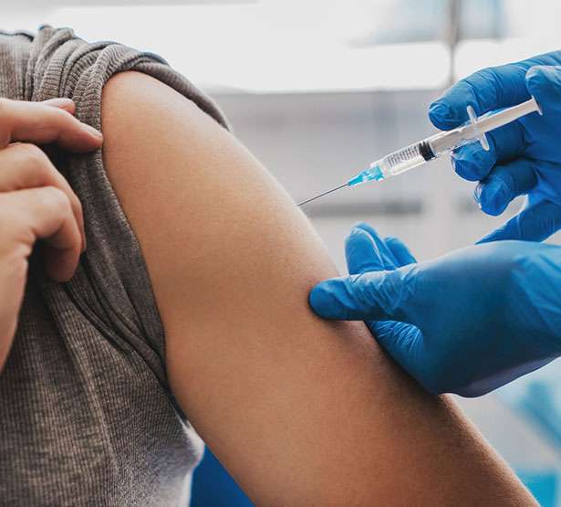 இன்று 17/10 முதல் 'vaccination antigrippale' குளிர்கால காய்ச்சல், தொண்டை குழாய் அழற்சிக்கு தடுப்பூசி. 