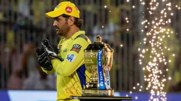 சென்னையை வந்தடைந்த தல தோனி - இவர் விளையாடும் இறுதி IPL இதுதானா…?