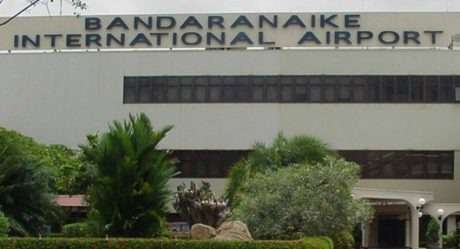  இந்தியாவிலிருந்து நாடு கடத்தப்பட்ட இலங்கையர்கள் மூவர் கட்டுநாயக்க விமான நிலையத்தில் கைது