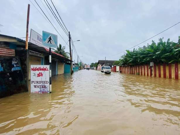 சீரற்ற வானிலை - யாழில் பல குடும்பங்கள் பாதிப்பு