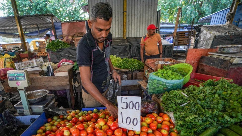 இலங்கையில் பணவீக்கம் சடுதியாக வீழ்ச்சி