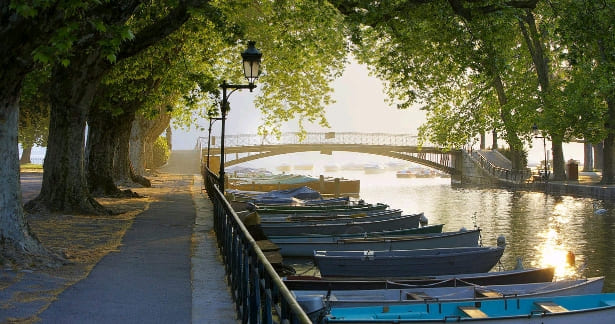 Pont des Amours - காதலர்களுக்கான மேம்பாலம்!! 